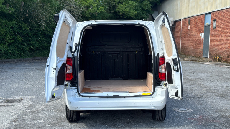 Citroen Berlingo M Diesel 1.5 BlueHDi 1000Kg Driver Pro 100ps [6 Speed]